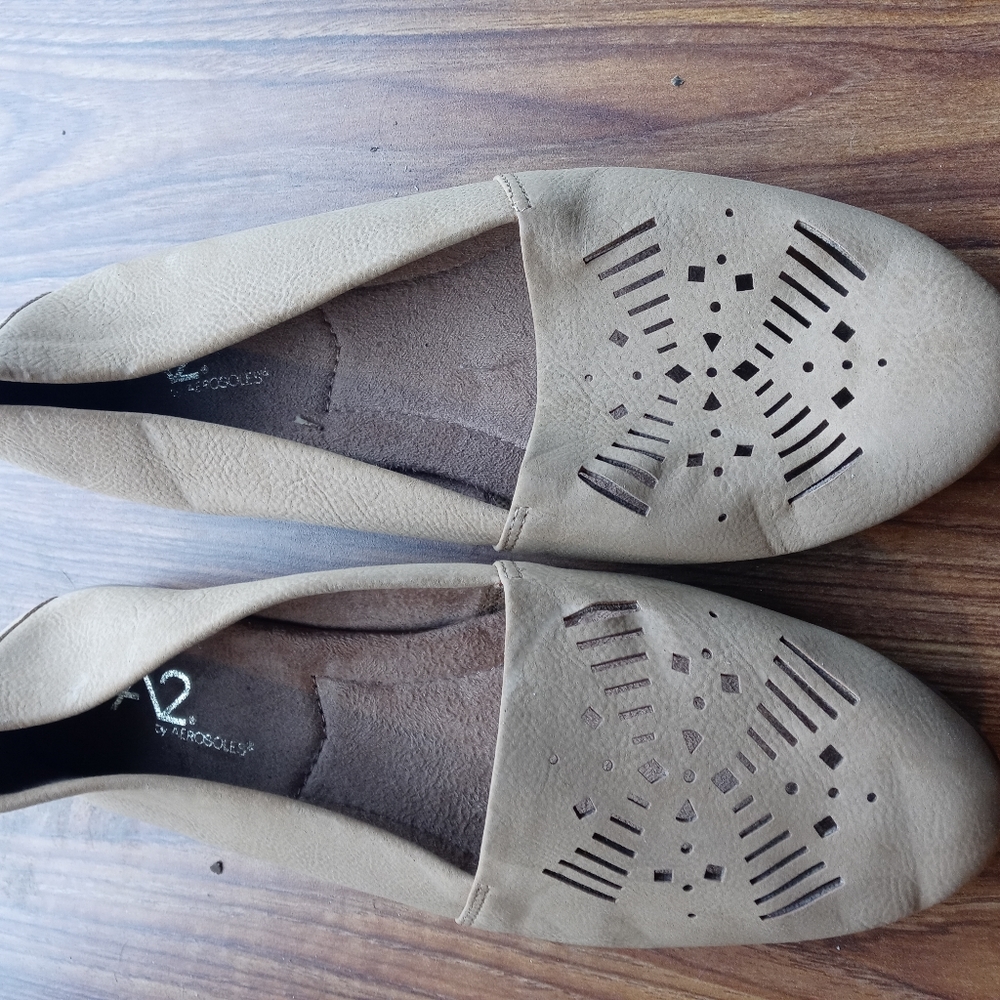 Women's slip on shoes